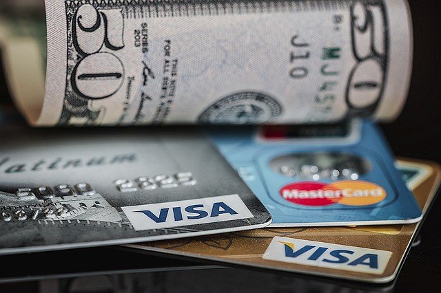 How to Avoid Credit Card Scams