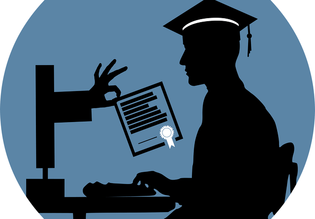 Stuck In A Dead End Job? Get An Online College Education