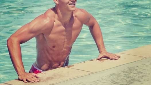 Build full-body muscle in just four moves with this 20-minute