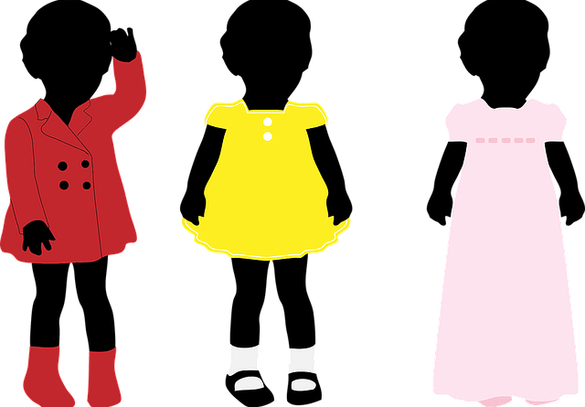 Tips for ladies: How to Choose clothes for the Children